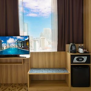 Room Minibar
